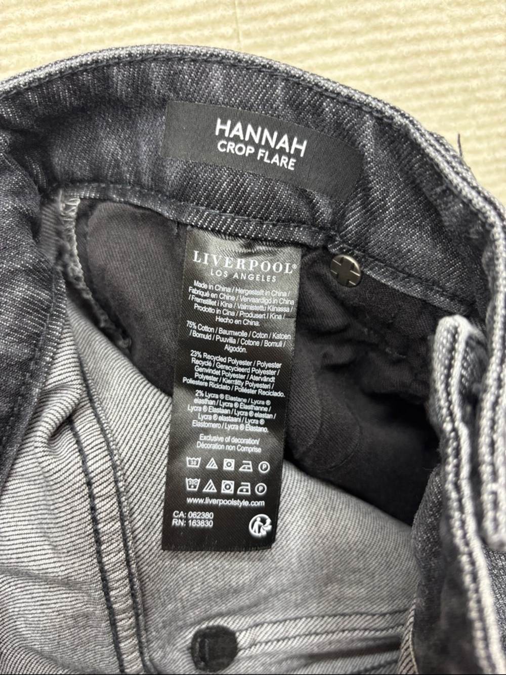 Liverpool | Hannah crop flare Flared Jeans Layered Raw Hem 2/26 2 26 - Picture 5 of 6
